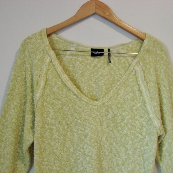 Urban Outfitters Sweater Out From Under Jada Slouchy Knubby Lime Size XS Small - Picture 4 of 14